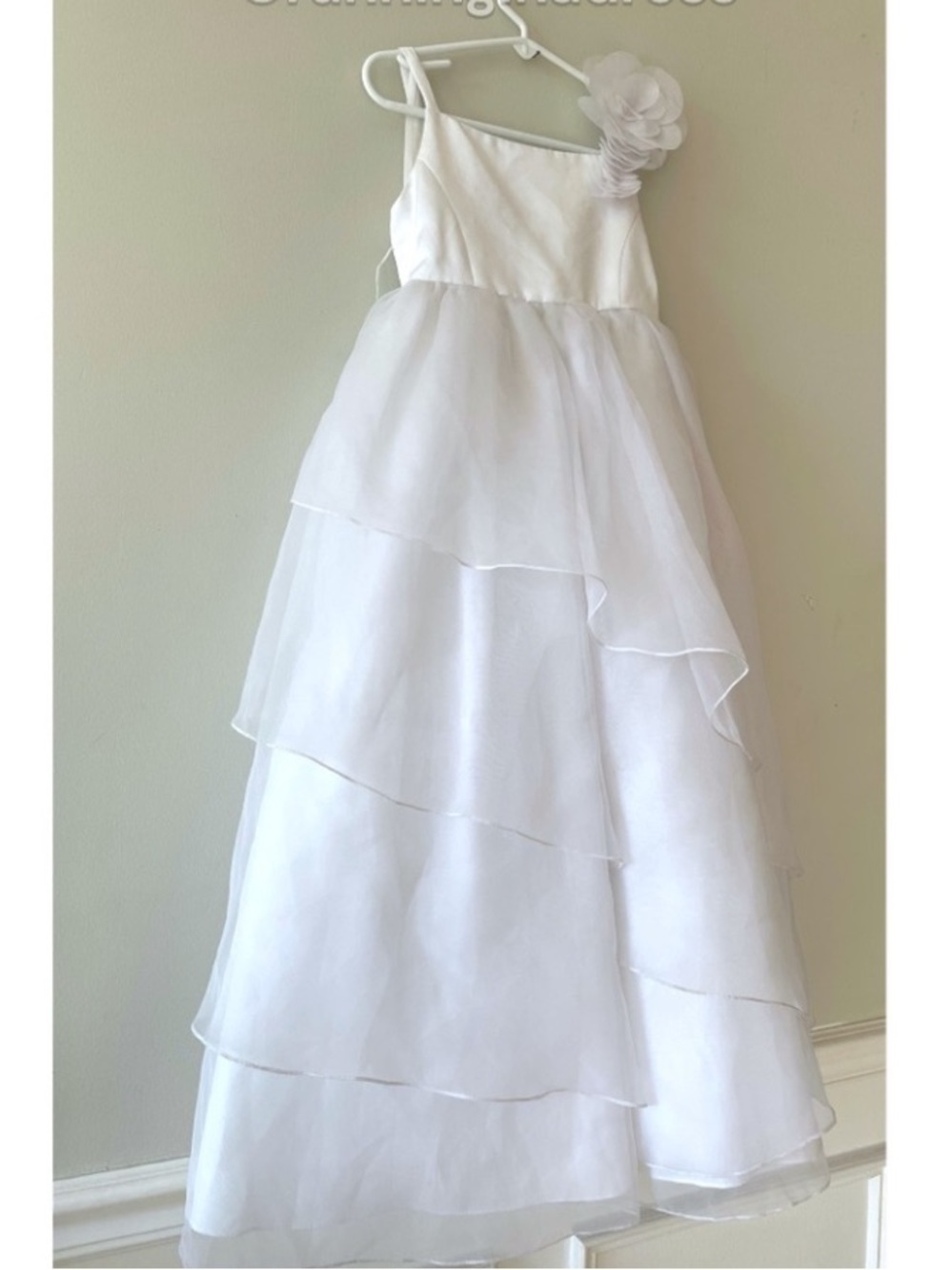 David’s Bridal White Organza Tiered Flower Girl Dress WG1267 Size 6 - Picture 5 of 16